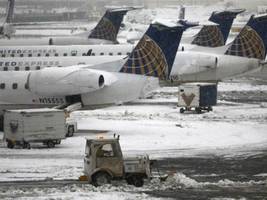 Man Accused of Sexually Assaulting Sleeping Woman on United Airlines Flight